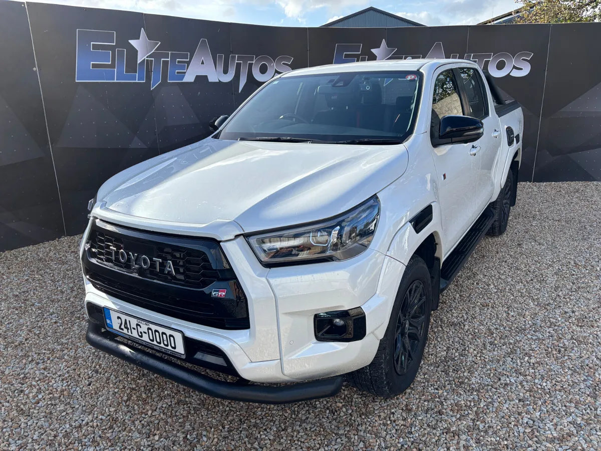 Toyota Hilux GR Sport 2.4 Auto 2024 - Image 2