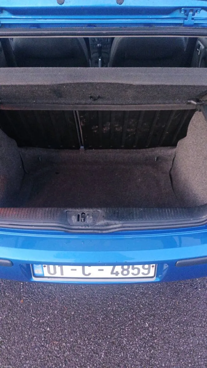 Volkswagen Polo - Image 4