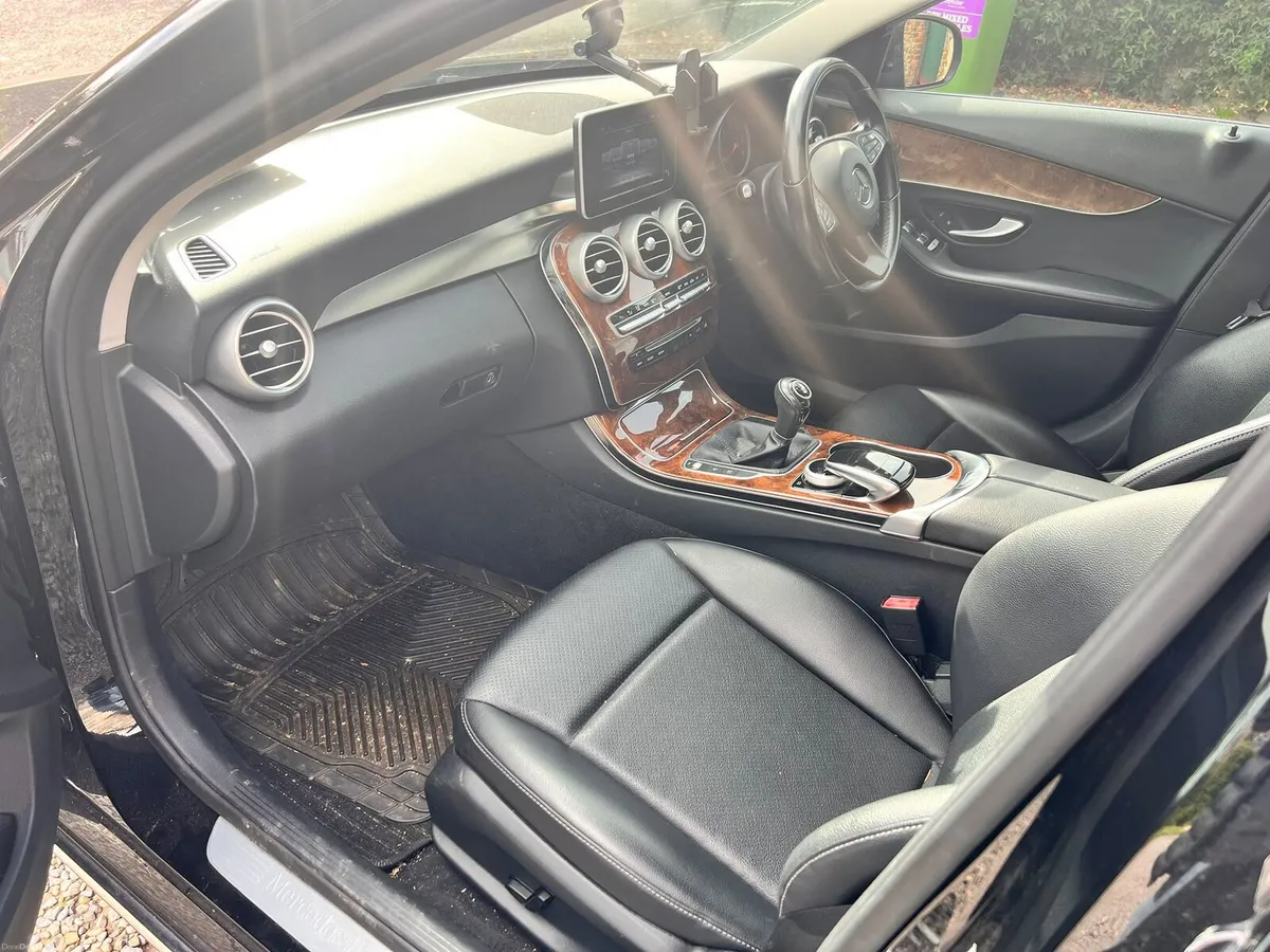 Mercedes - Image 6