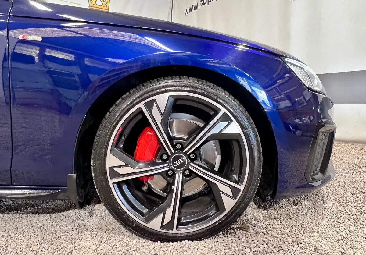 2021 AUDI A4 S LINE AUTOMATIC — STUNNING BLUE — - Image 4