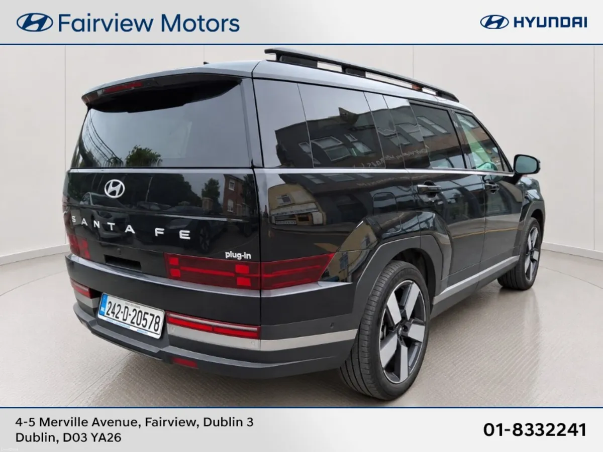 Hyundai Santa Fe PHEV PREMIUM ** VERY LOW KMS ** - Image 2