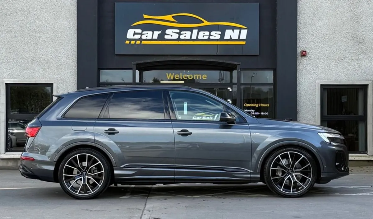 3.0 TDI V6 50 Black Edition SUV 5dr Diesel Tiptron - Image 3