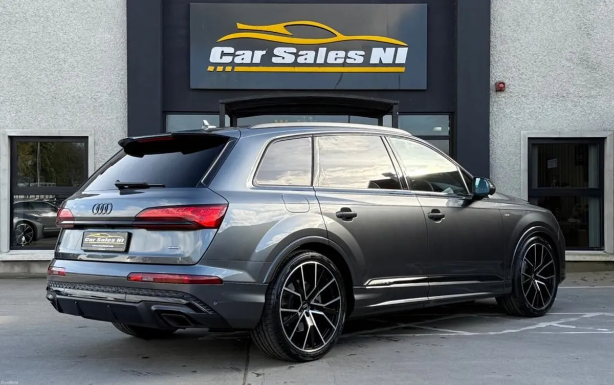 3.0 TDI V6 50 Black Edition SUV 5dr Diesel Tiptron - Image 4