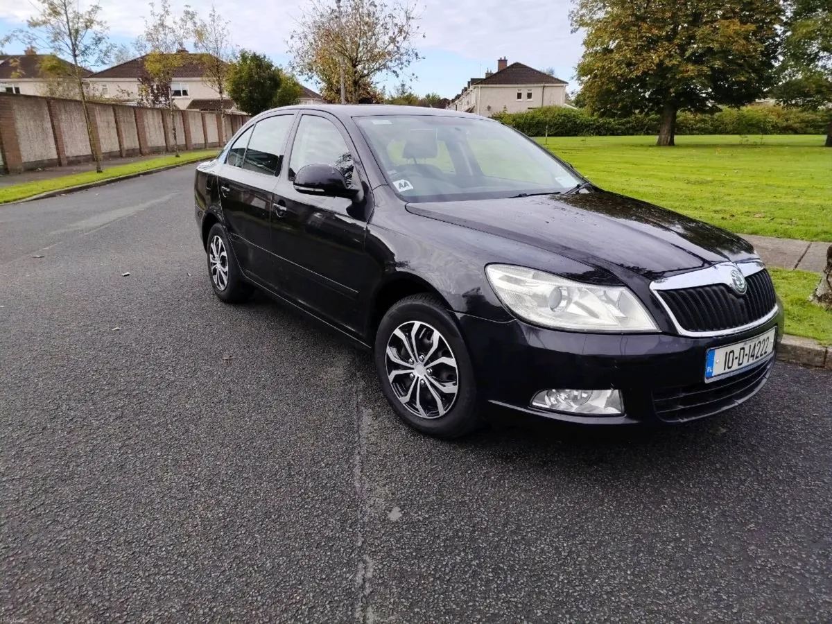 2010 AUTOMATIC SKODA 1.6 DIESEL NCT & TAX LOW MILE - Image 6