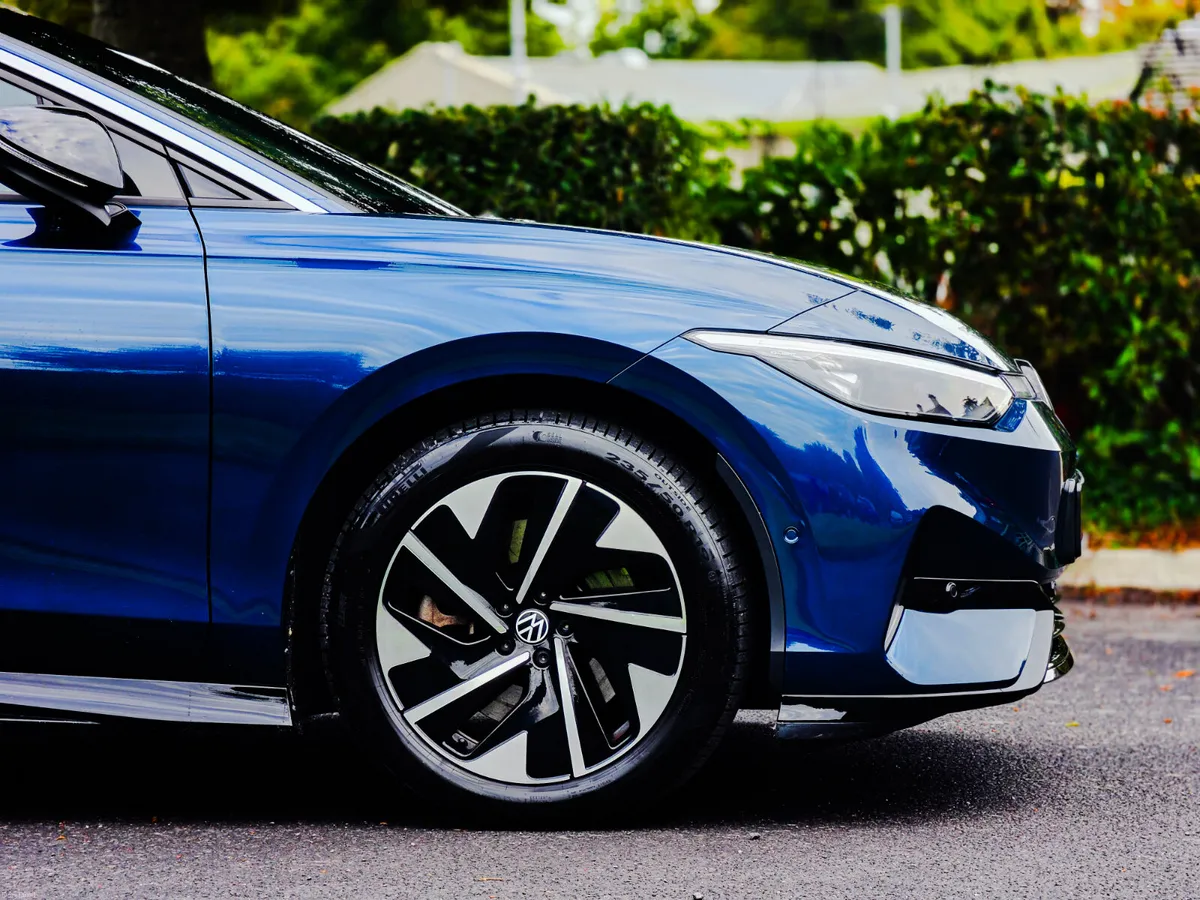 Volkswagen ID.7 Pro 2024 - Image 6