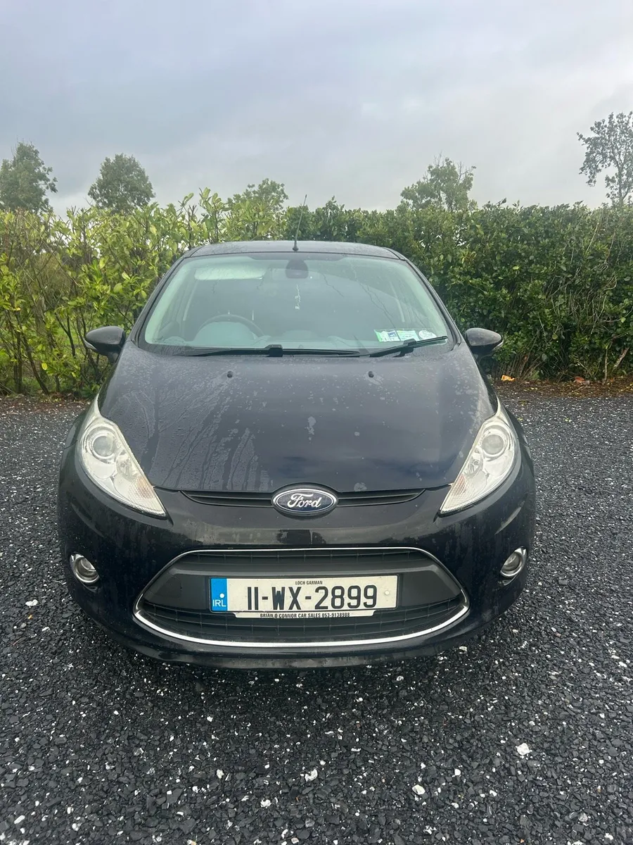 2011 Ford Fiesta - Image 2