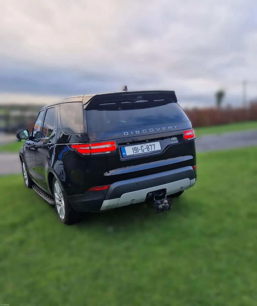 Discovery MY19 3.0 SDV6 HSE COMMERCIAL 5DR AUTO - Image 4