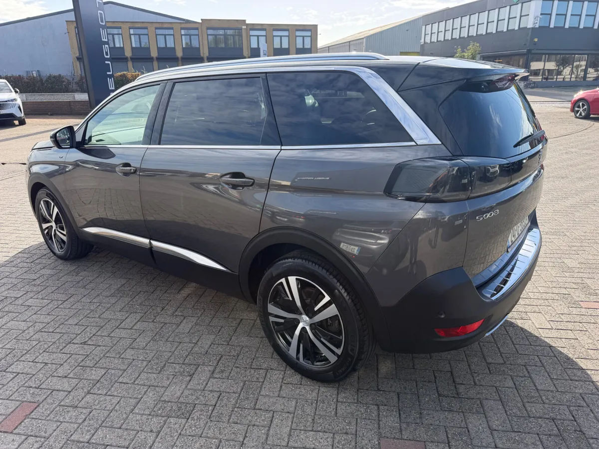 2024 Peugeot 5008 GT Hybrid - Image 2