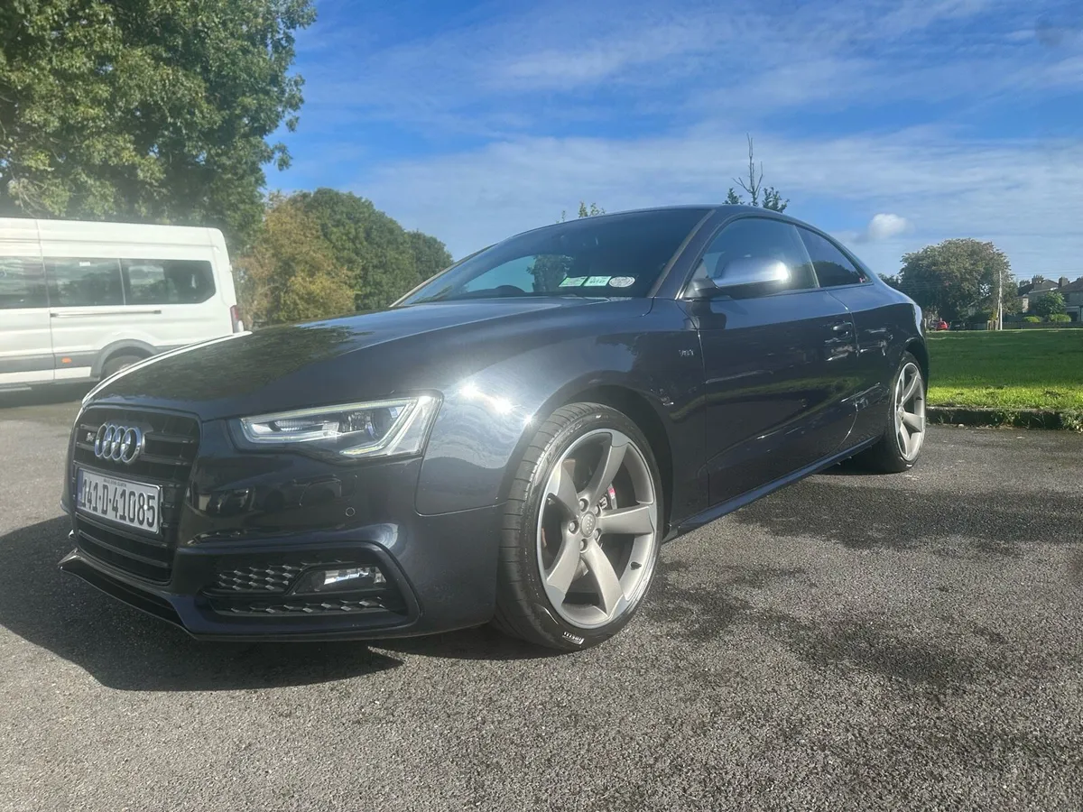 Audi s5 - Image 1