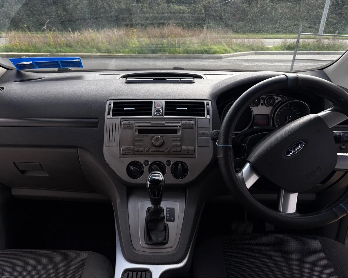 Ford kuga 2012 automatic - Image 2