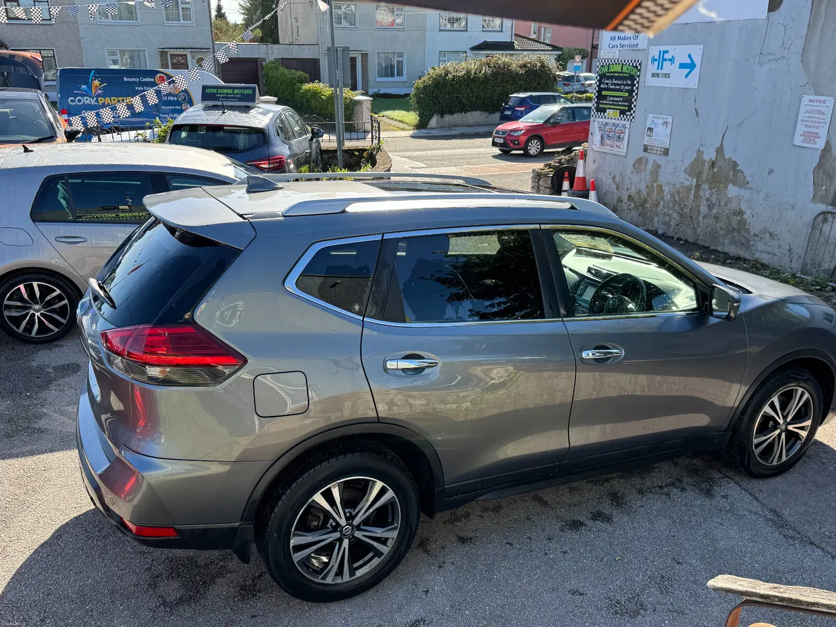 Nissan X-Trail High spec 7 seater - Image 4