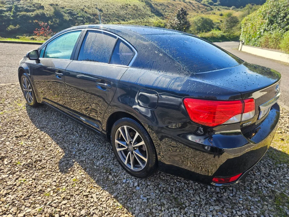 Toyota Avensis 2.0 D-4D ICON 12 OVERMOUNT 126BHP 4 - Image 4