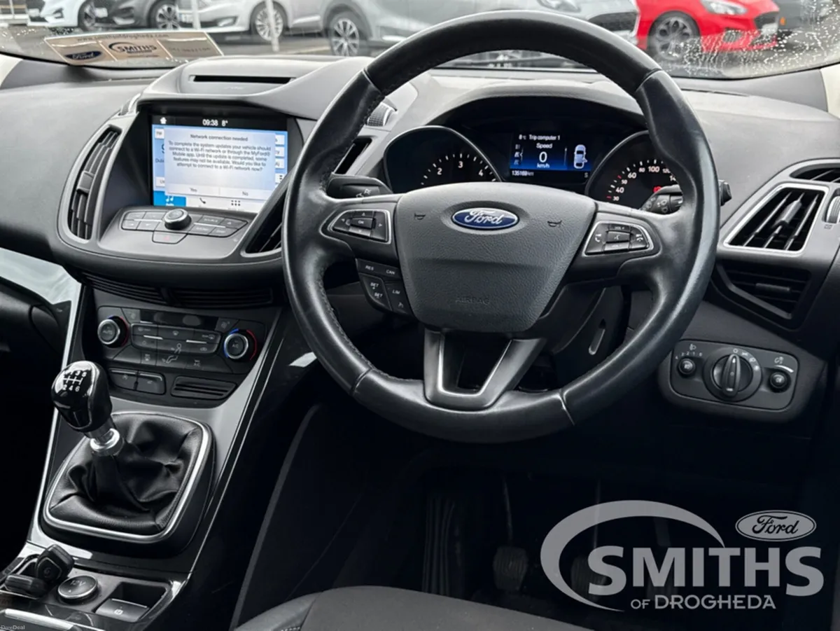 Ford Kuga TITANIUM 1.5TD 120PS - Image 2