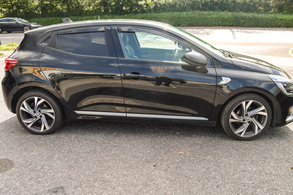 2023 Renault Clio 1.0 RS Line 5-dr Petrol - Image 4