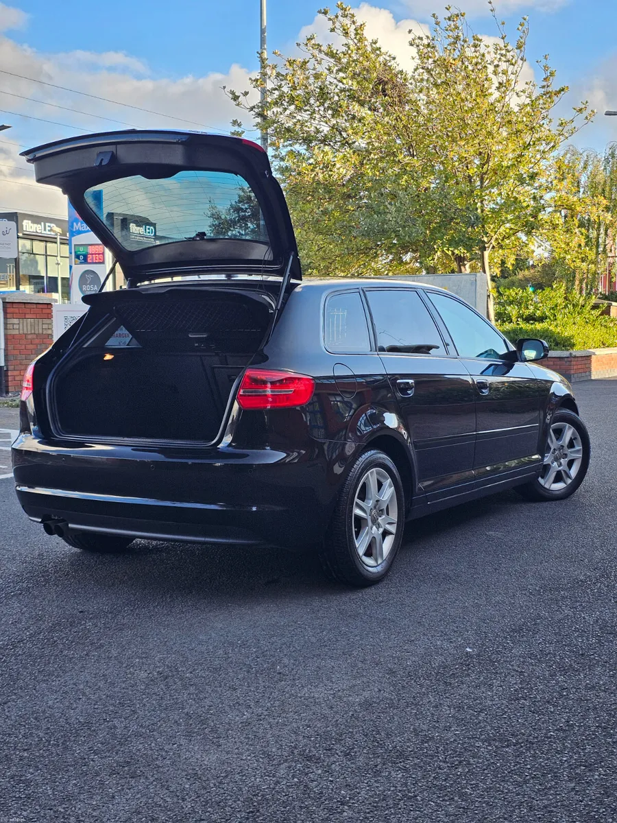 Audi A-3 2013 Automatic - Image 3