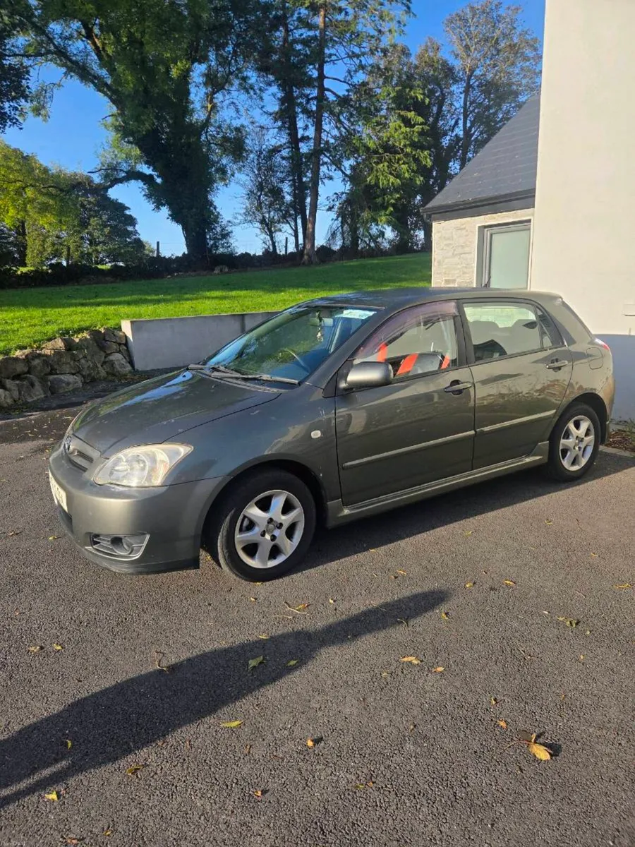 Toyota corolla - Image 1