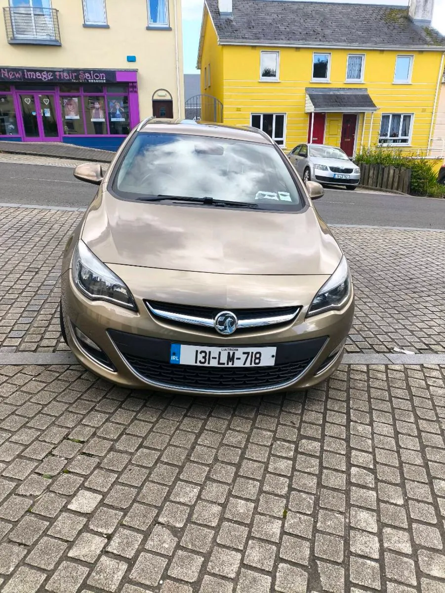 Opel astra 2013 1.6 petrol - Image 6
