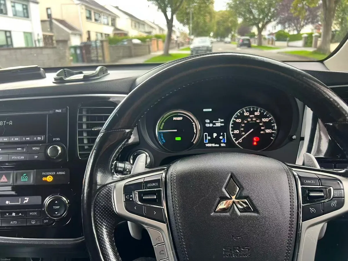 Mitsubishi Outlander 2016 - Image 5