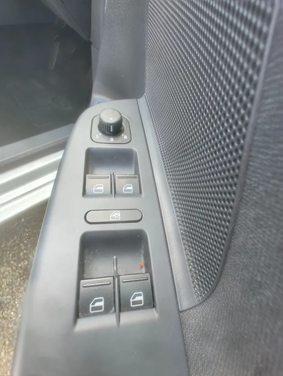 Volkswagen Golf 2007 - Image 6