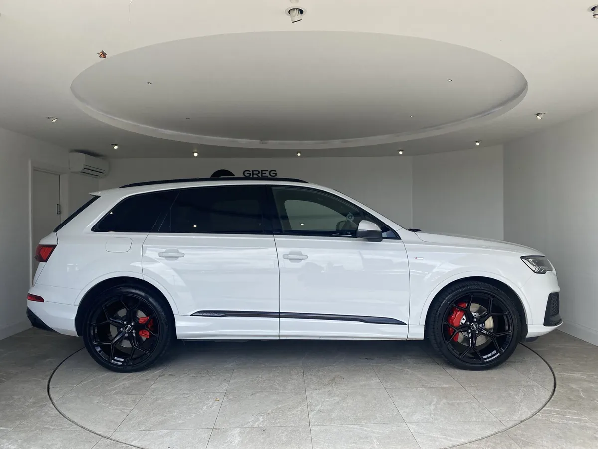 Audi Q7 2021 - Image 4