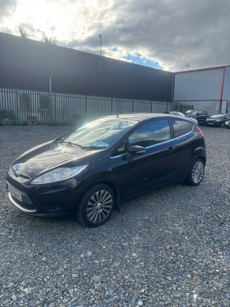 2010 FORD FIESTA DIESEL 1.4 - Image 4