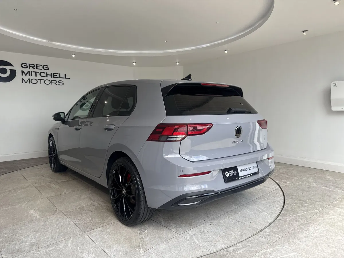 Volkswagen Golf 2022 - Image 5