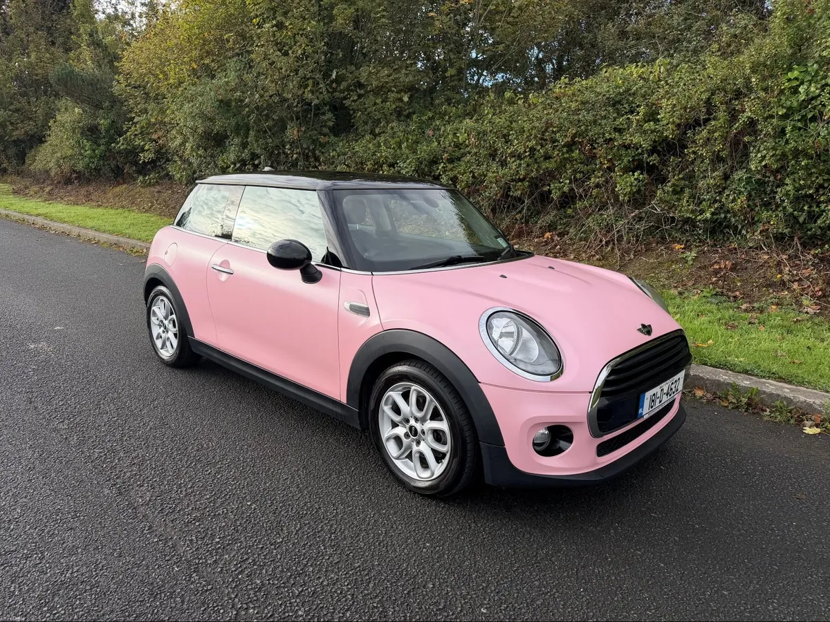 Mini Cooper 2018 - Image 1