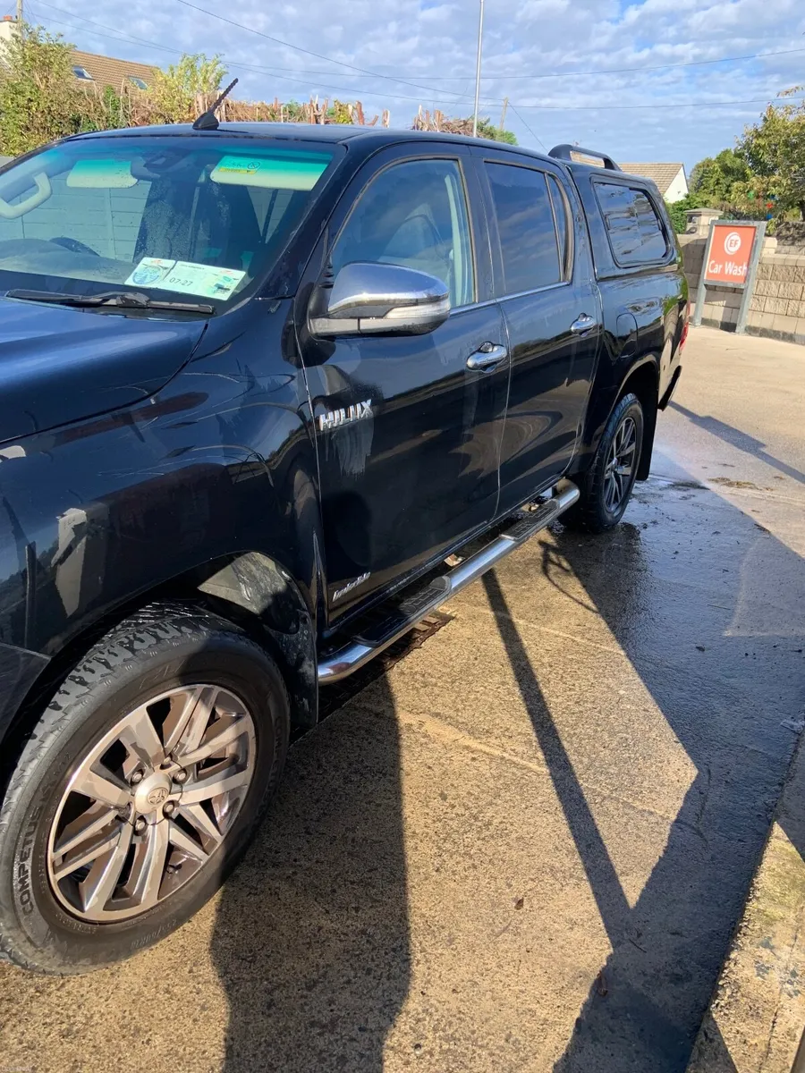 Toyota Hilux 2017 - Image 6