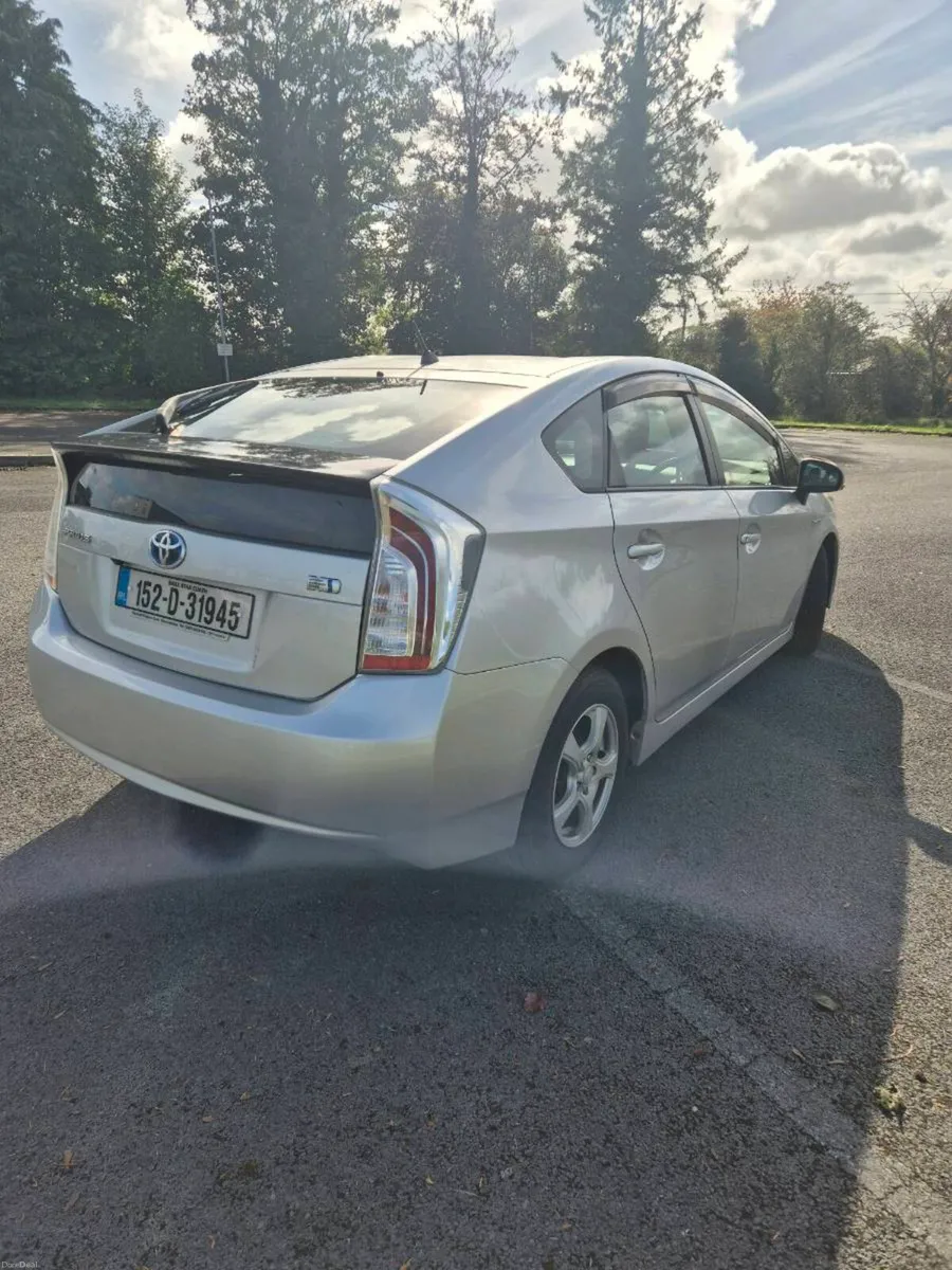 TOYOTA Prius 152 - Image 4