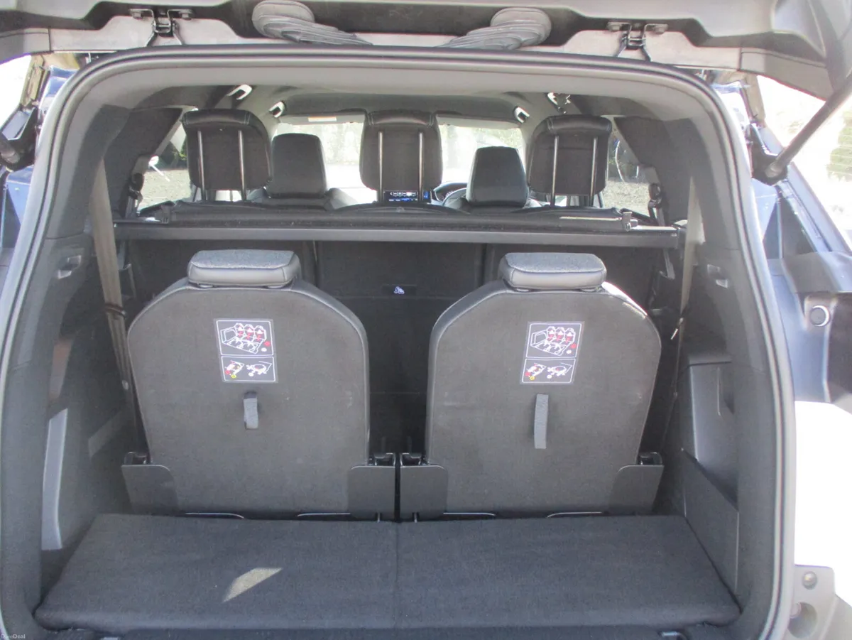 Peugeot 5008 2023 ALLURE 1.5 HDI 130 BHP DSG 7 SEA - Image 5