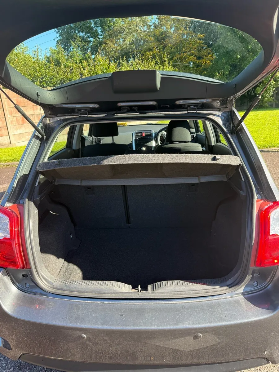 Toyota Auris - Image 5