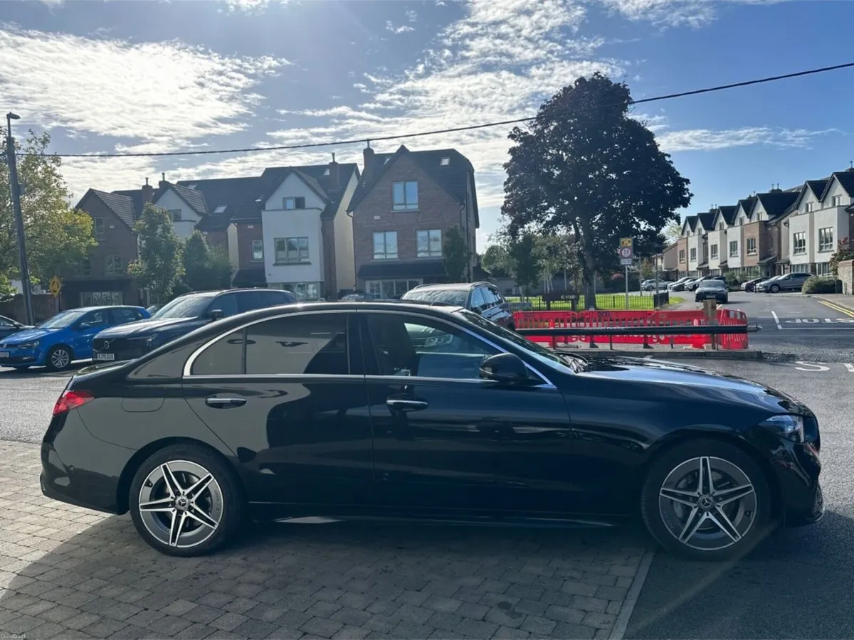 Mercedes-Benz C-Class C 300e 4MATIC AMG Line Premi - Image 4