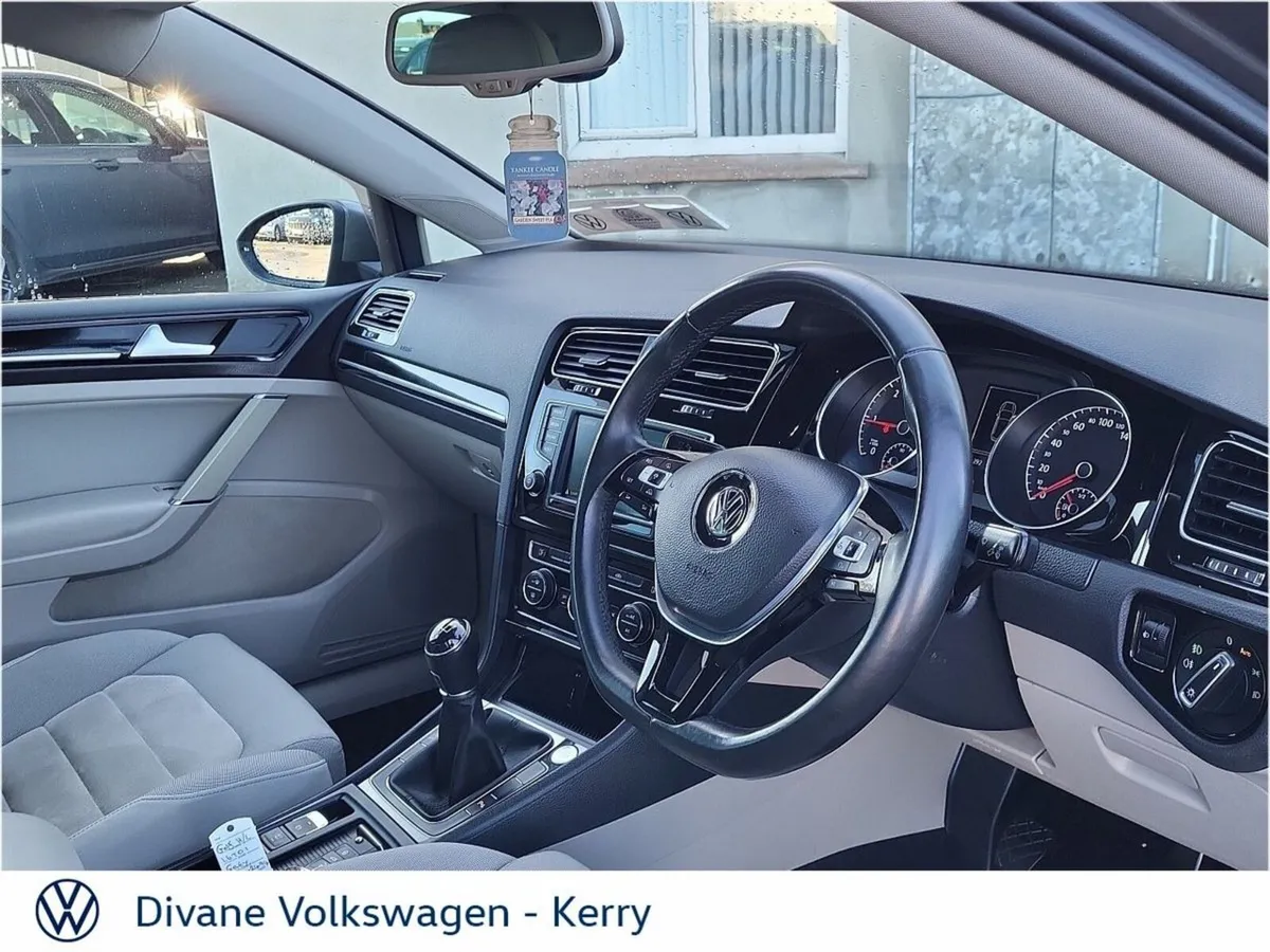 Volkswagen Golf HIGHLINE 1.6 TDI 110BHP - Image 2