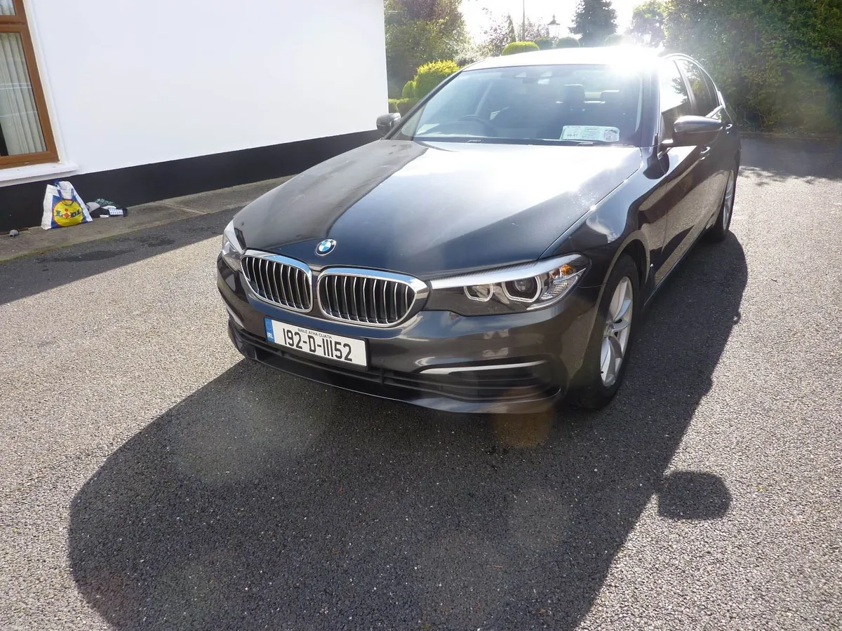 BMW 5-Series 2019  192 - Image 1