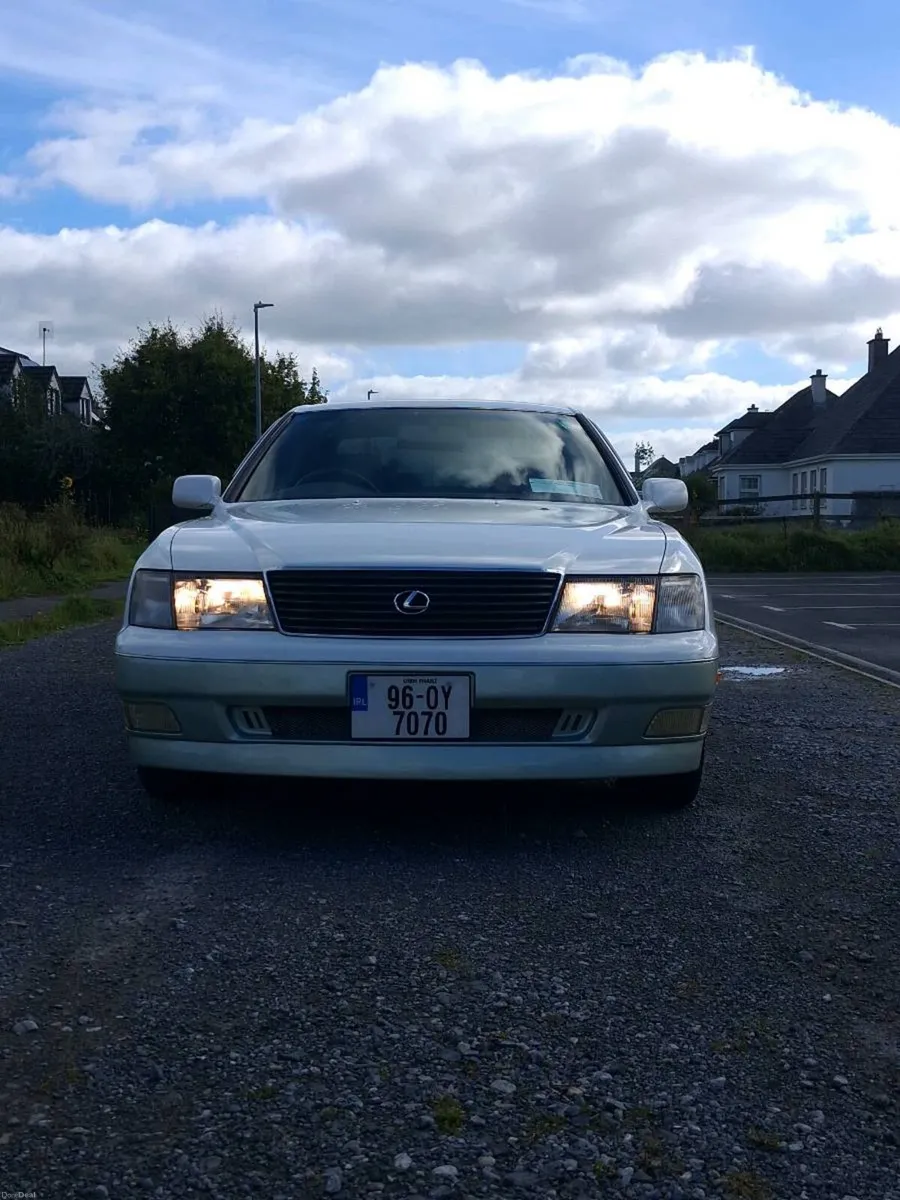 Image 1 of 20