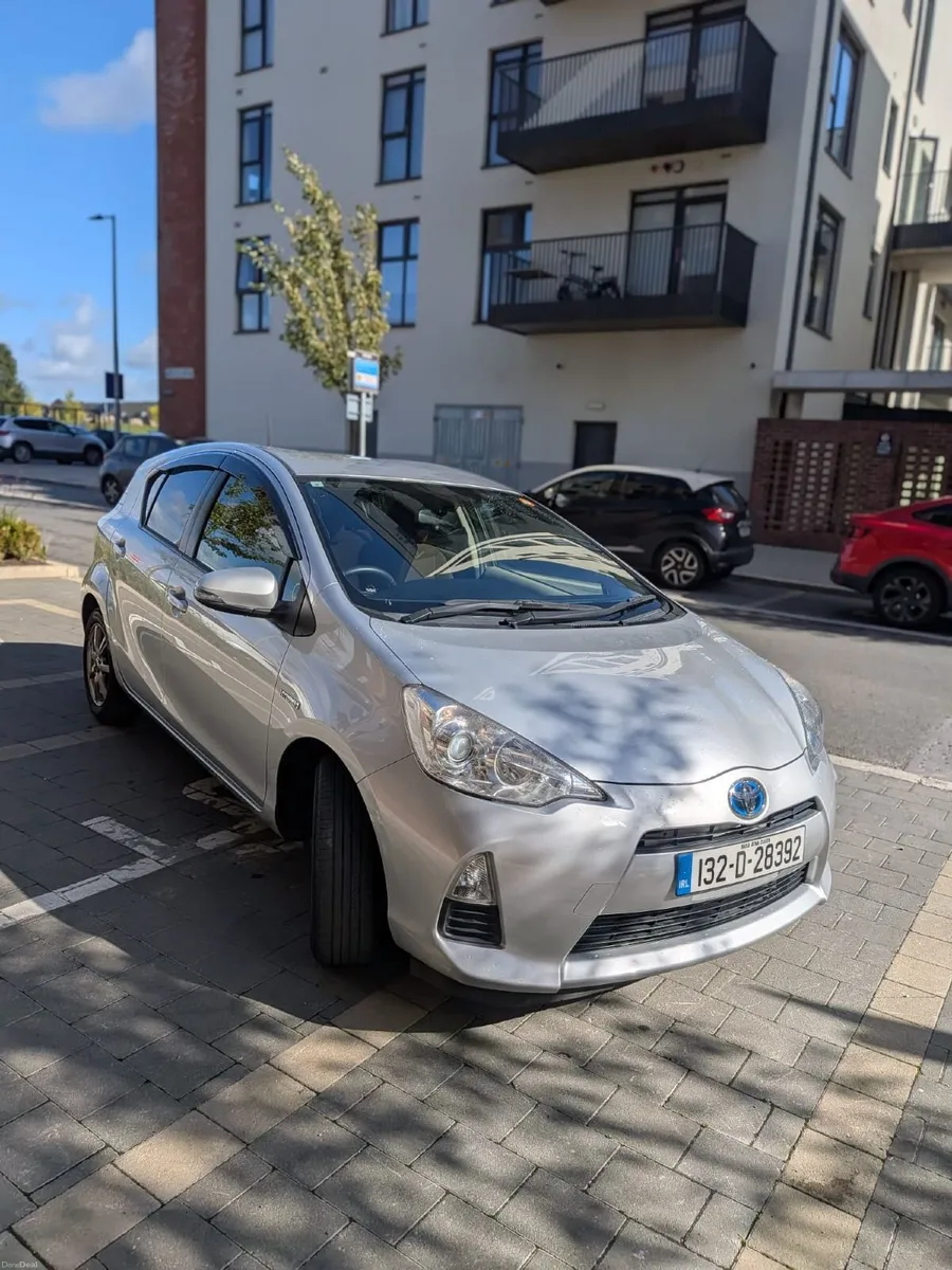 2013 Toyota Aqua Hybrid, low mileage (46K miles) - Image 5