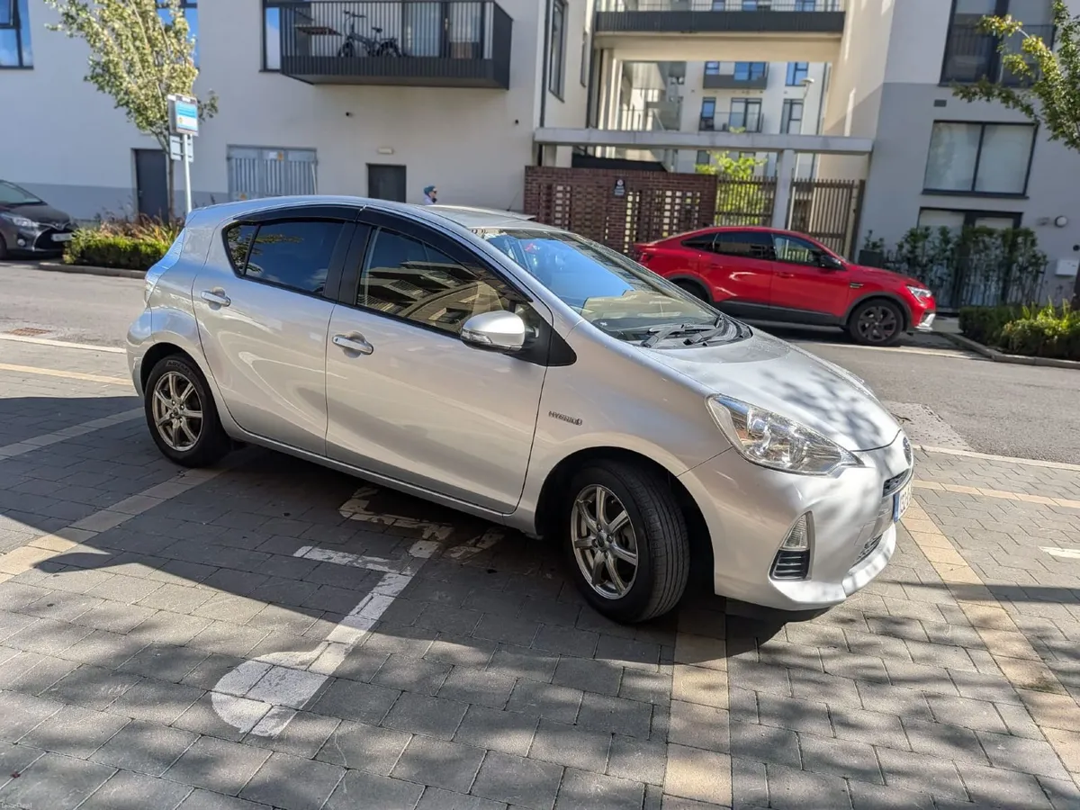 2013 Toyota Aqua Hybrid, low mileage (46K miles) - Image 4