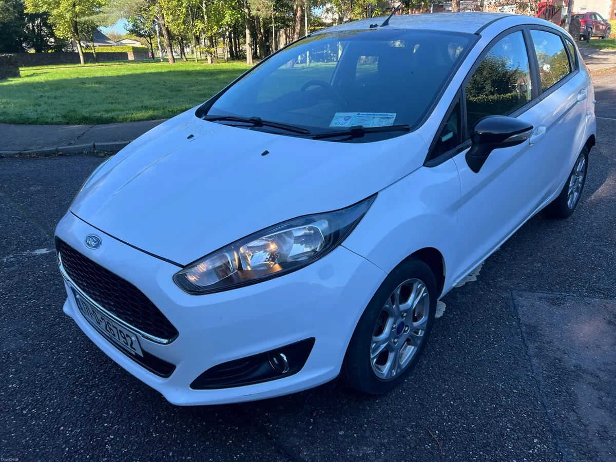 Ford fiesta automatic - Image 2