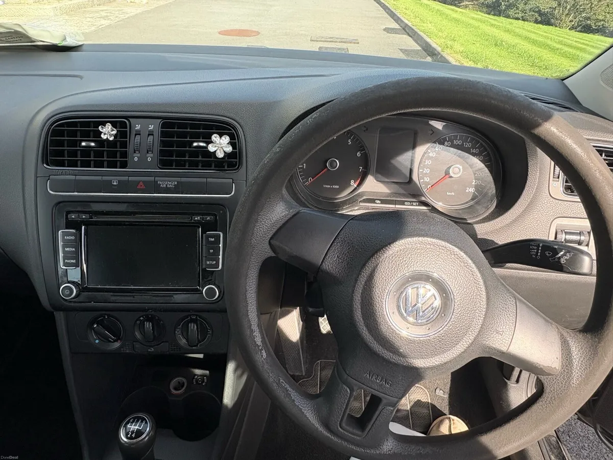 2010 VW polo 2010 1.2 petrol - Image 5