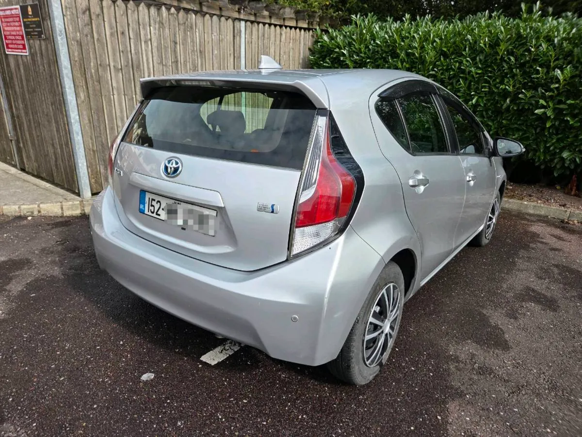 Toyota Aqua 152 Hybrid €6950 only 103k kms - Image 6
