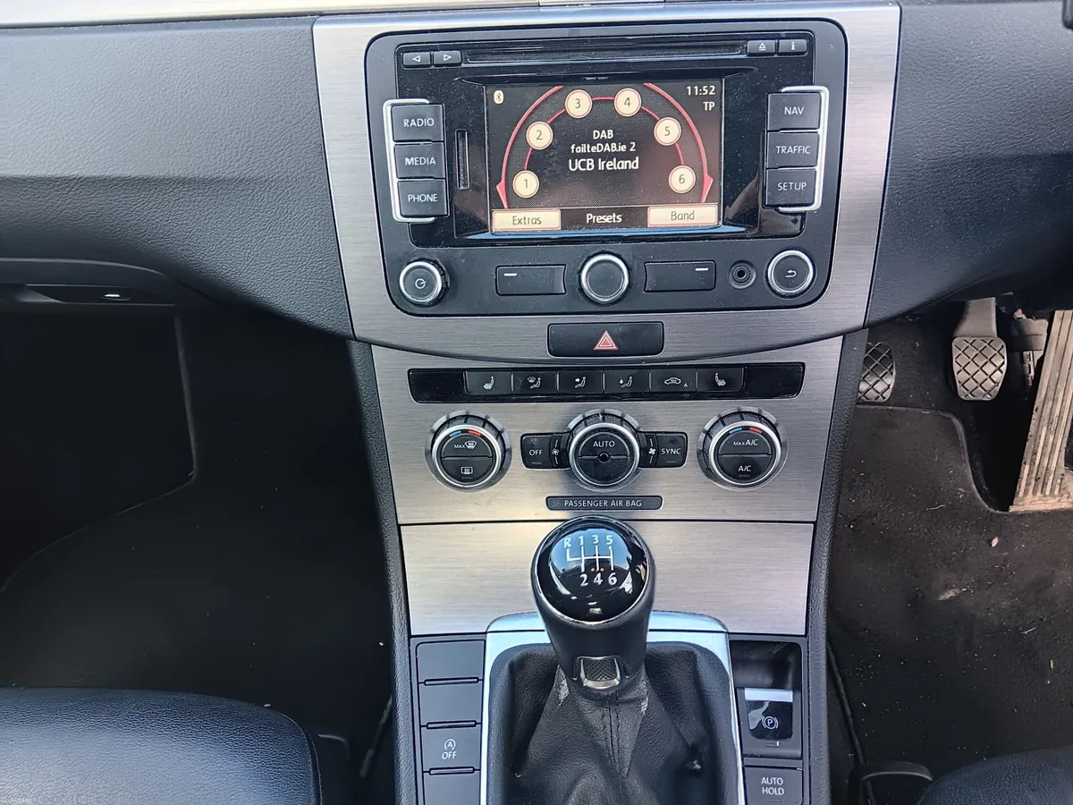 Volkswagen Passat 2014 Executive TDI - Image 6