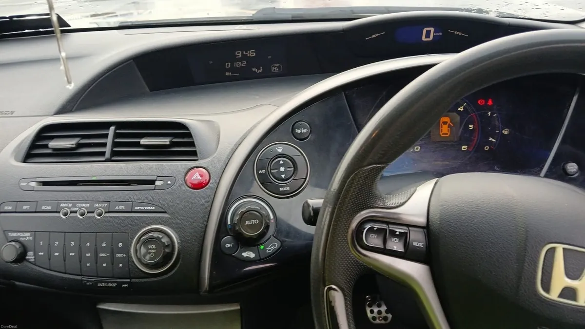 Honda Civic 2008 - Image 2