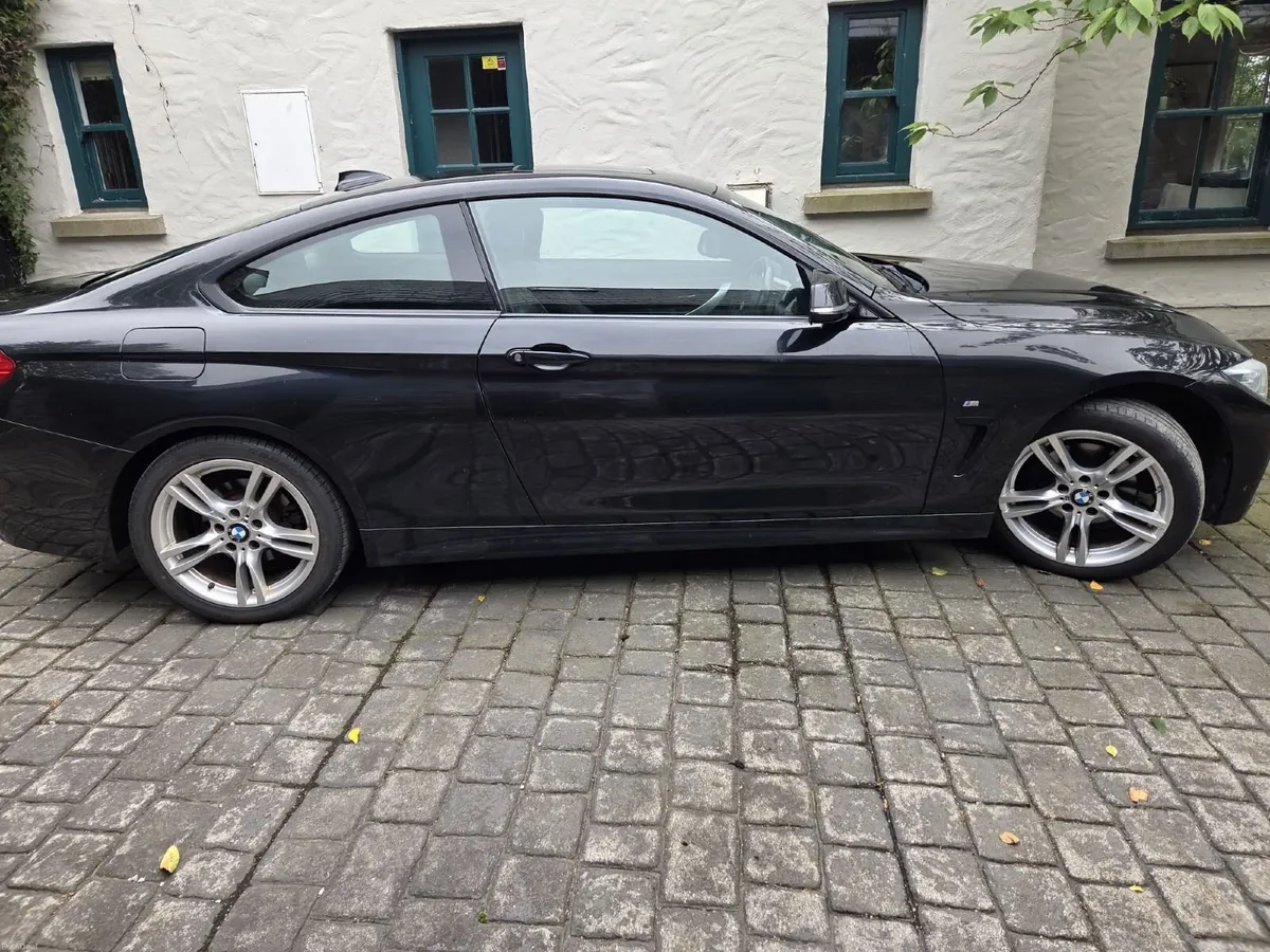 BMW 4-Series 2015 - Image 2