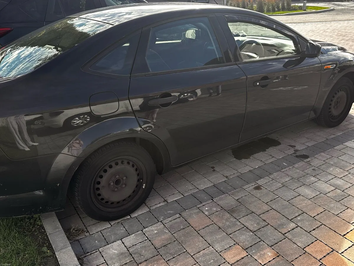 Car - Image 2