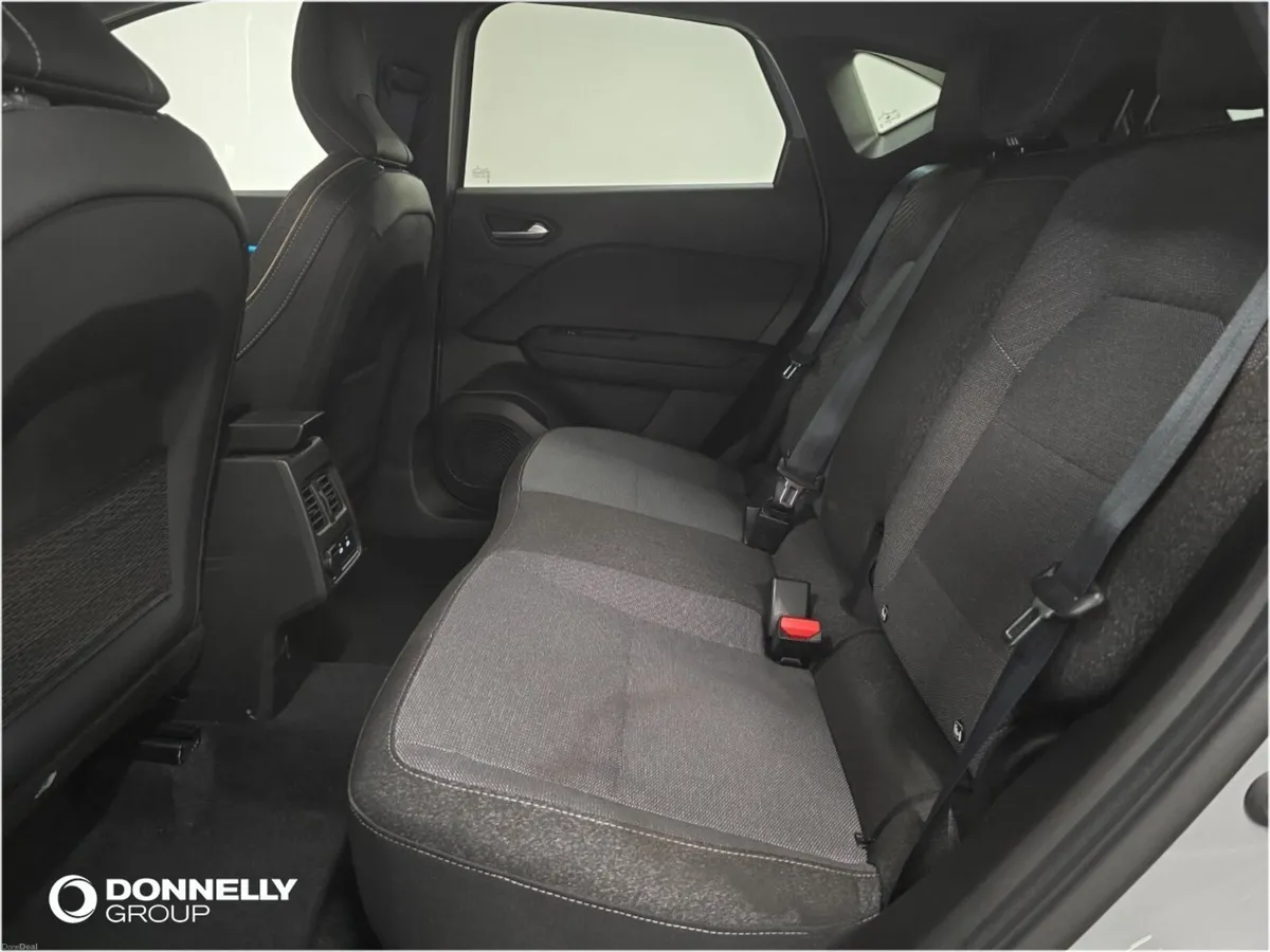 Renault Captur 1.2 TCE 115 Techno 5dr - Image 6