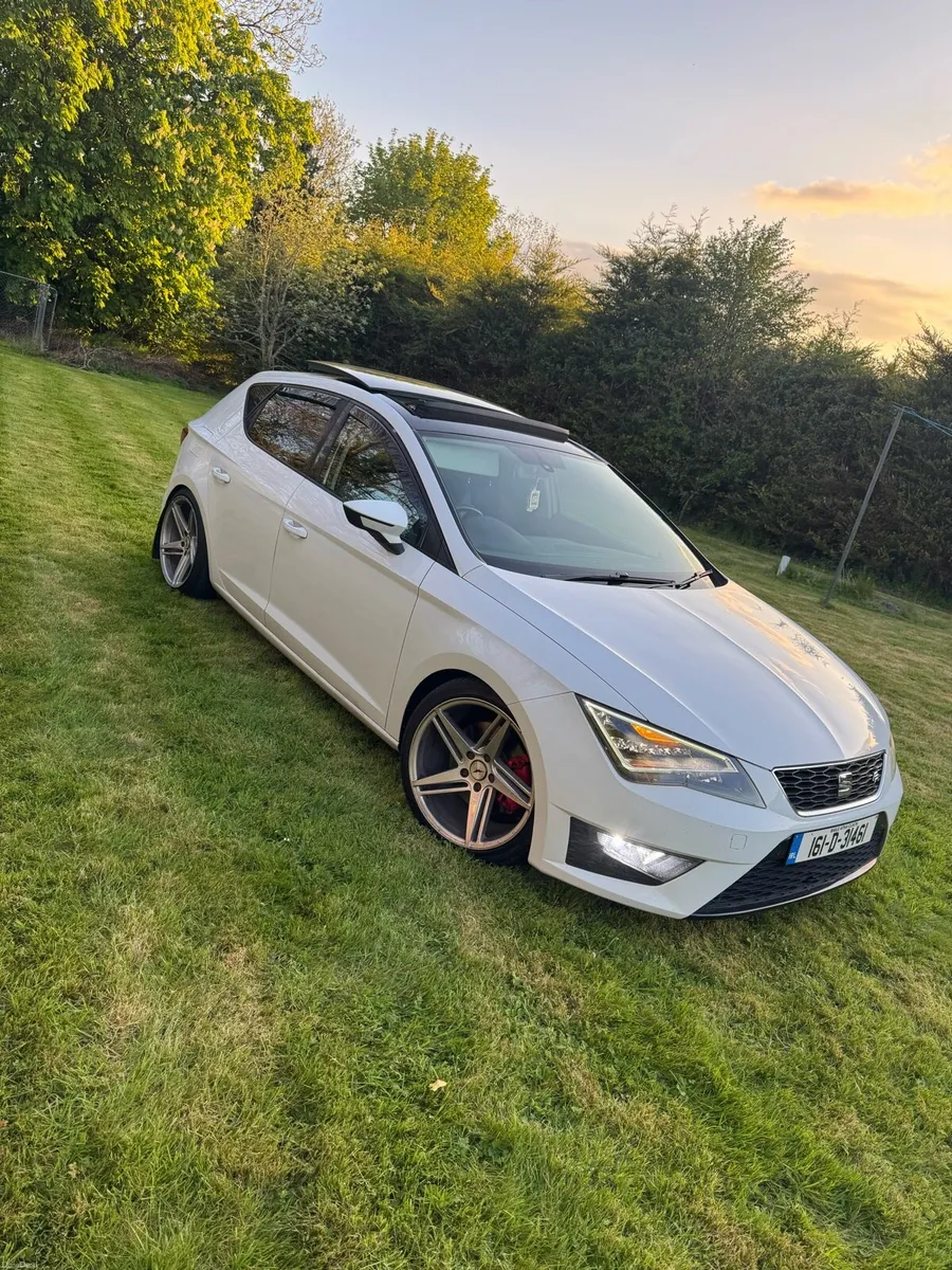 Seat Leon FR Panroof - Image 1