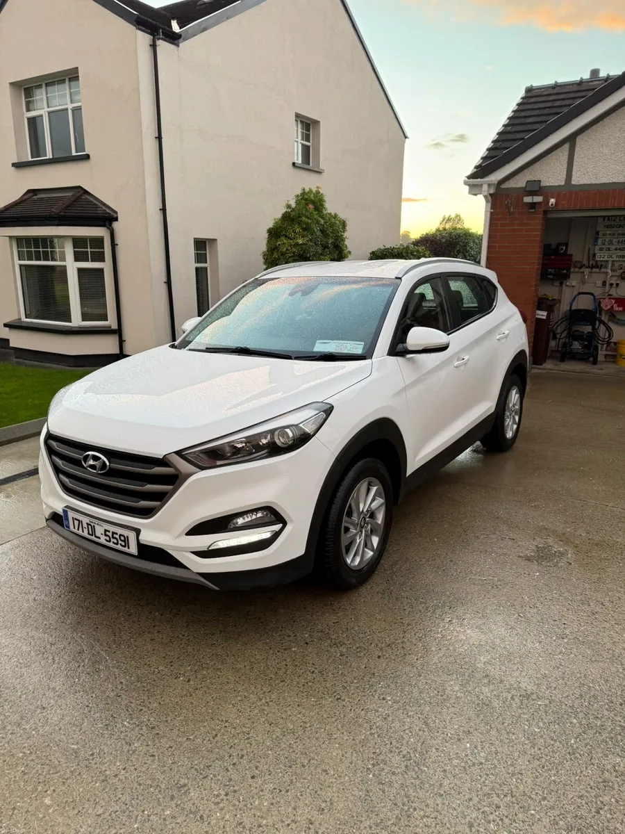 Hyundai Tucson 2017 SE. - Image 1