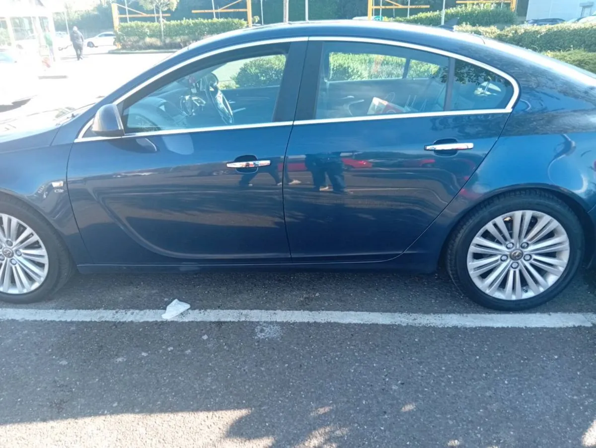 Vauxhall Insignia 2012 - Image 4