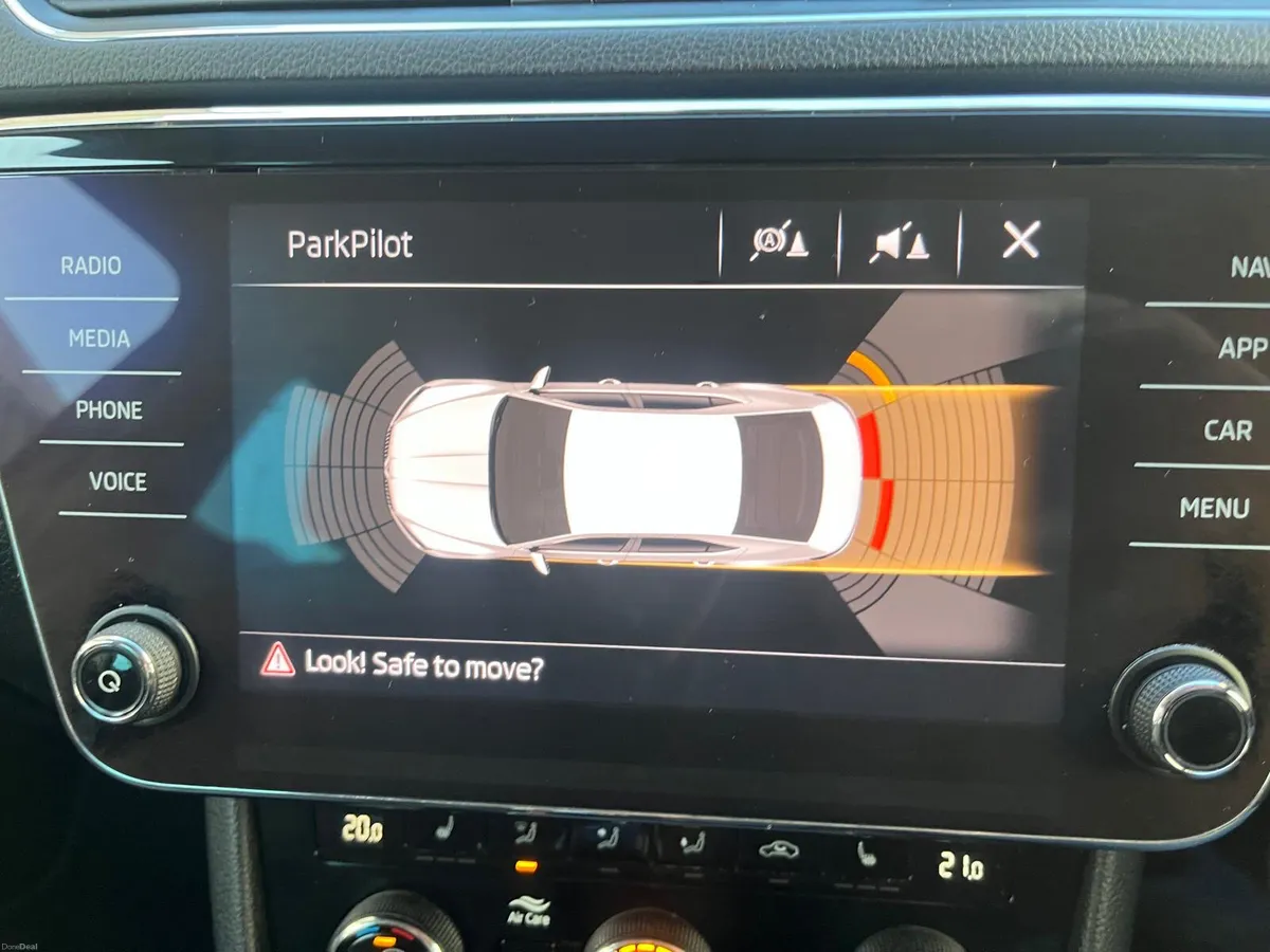 Skoda Superb 2019 - Image 5