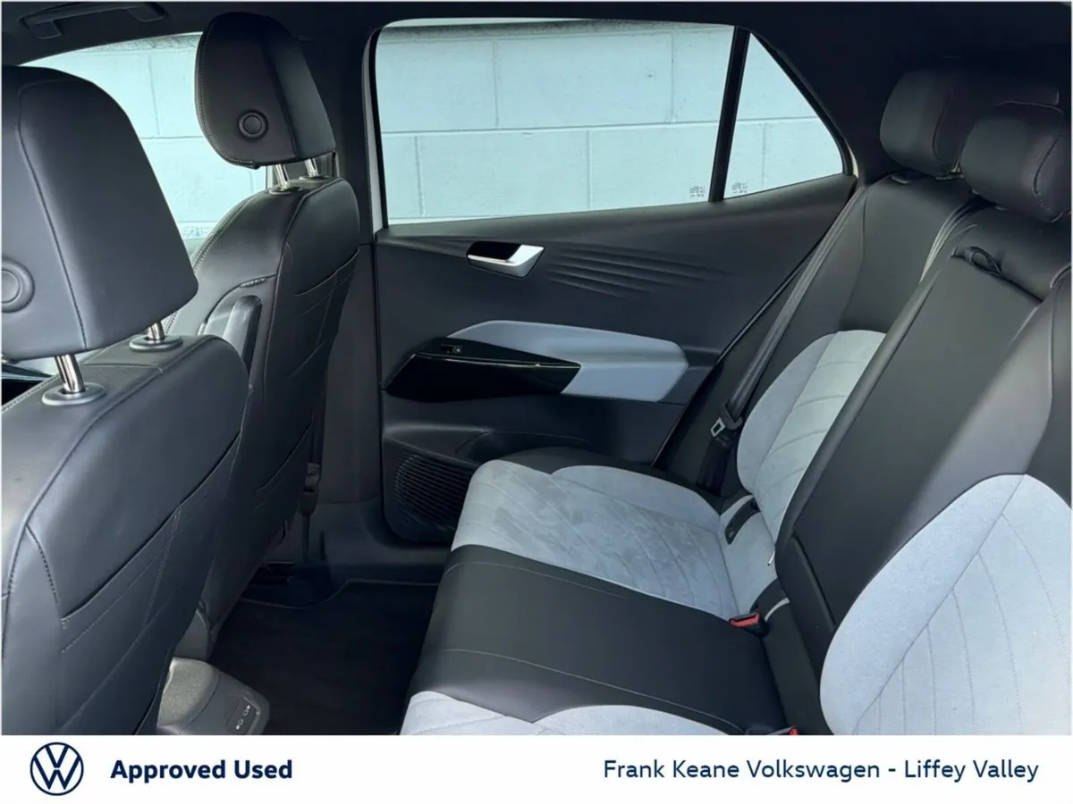 Volkswagen ID.3 58KWH LIFE DX 204HP *GLACIER WHITE - Image 6
